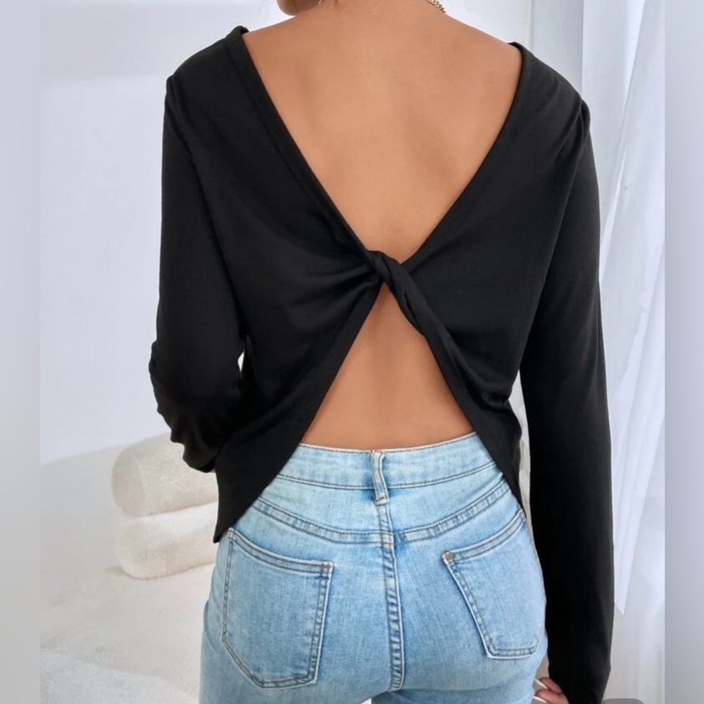 Black Twist Back Long Sleeve Top